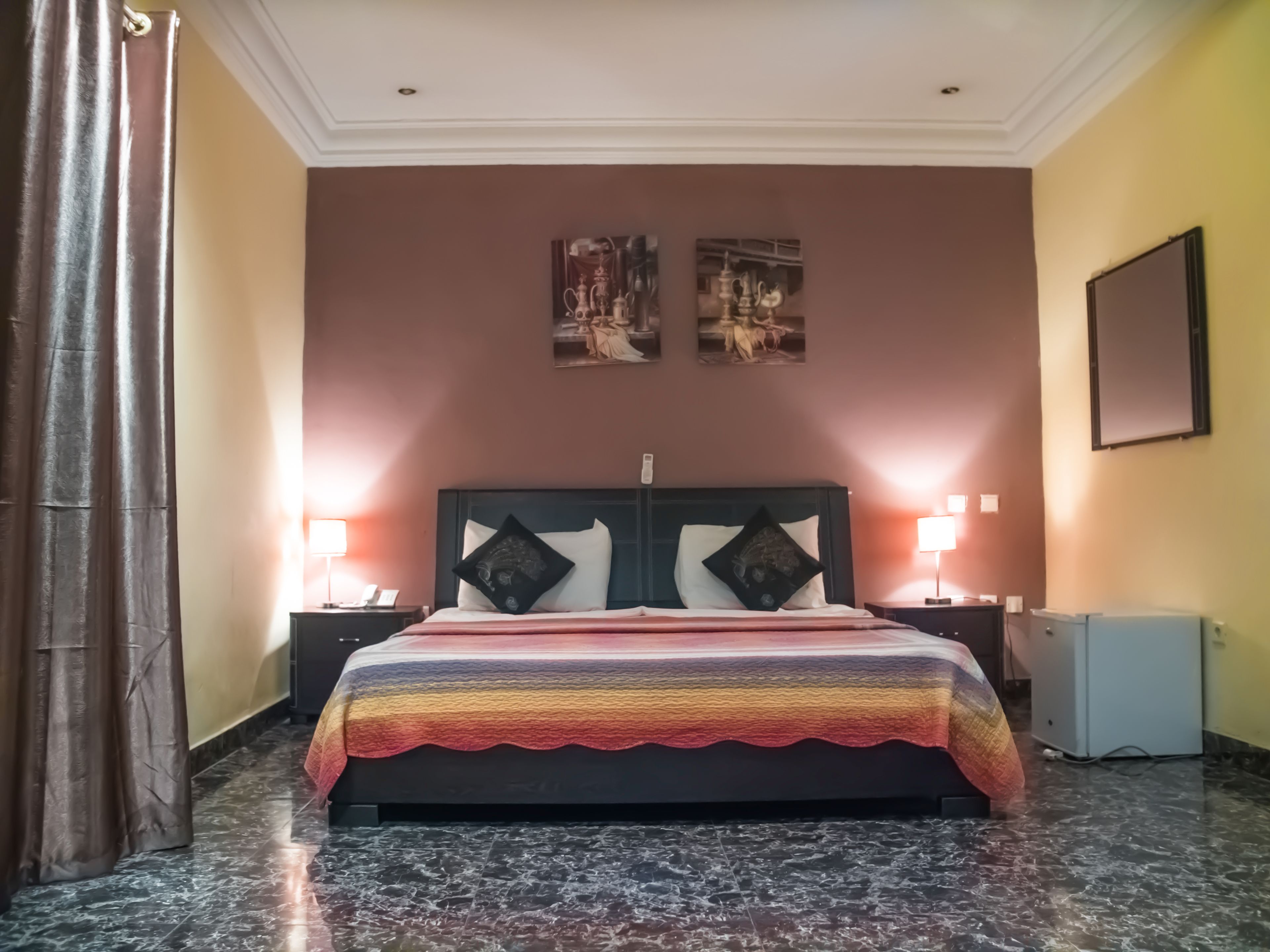 Dobbeltrom – deluxe | Minibar, strykejern/-brett og barnesenger (inkludert)