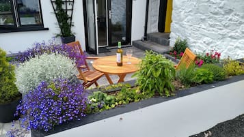 Double Room (Dun-Wandering ) | Terrace/patio