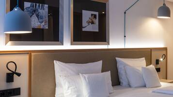 Familien-Doppel- oder -Zweibettzimmer | 1 Schlafzimmer, Allergikerbettwaren, Zimmersafe, Schreibtisch