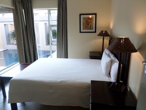 Room - Cologne (Pretoria)