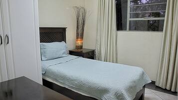 Basic Single Room, 1 Twin Bed, Non Smoking, Terrace | Egyptian cotton sheets, premium bedding, pillowtop beds