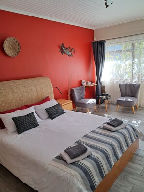 Classic Double Room, Poolside
