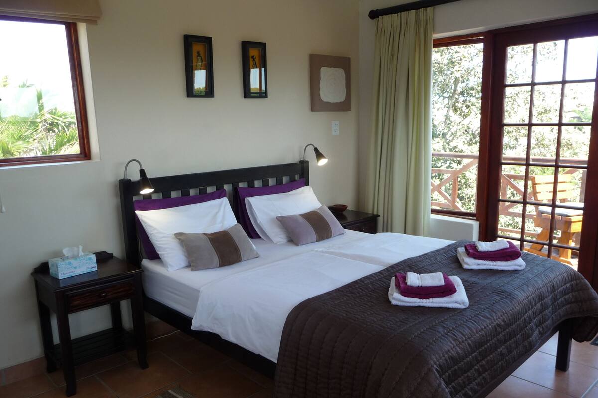 Comfort Double Room, Refrigerator, Garden View | 1 bedroom, in-room safe, WiFi (free), individually decorated