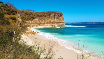 Plage, sable blanc, navette gratuite vers la plage, serviettes de plage