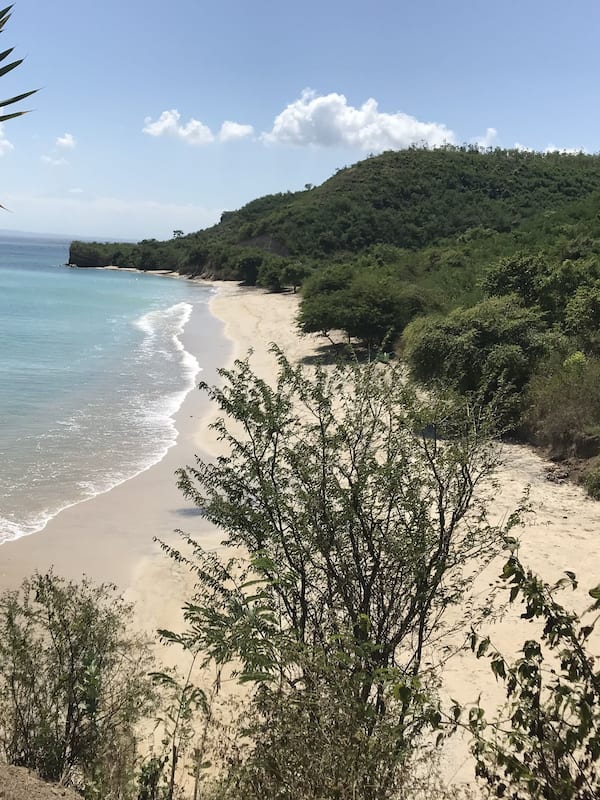 On the beach, white sand, free beach shuttle, beach towels