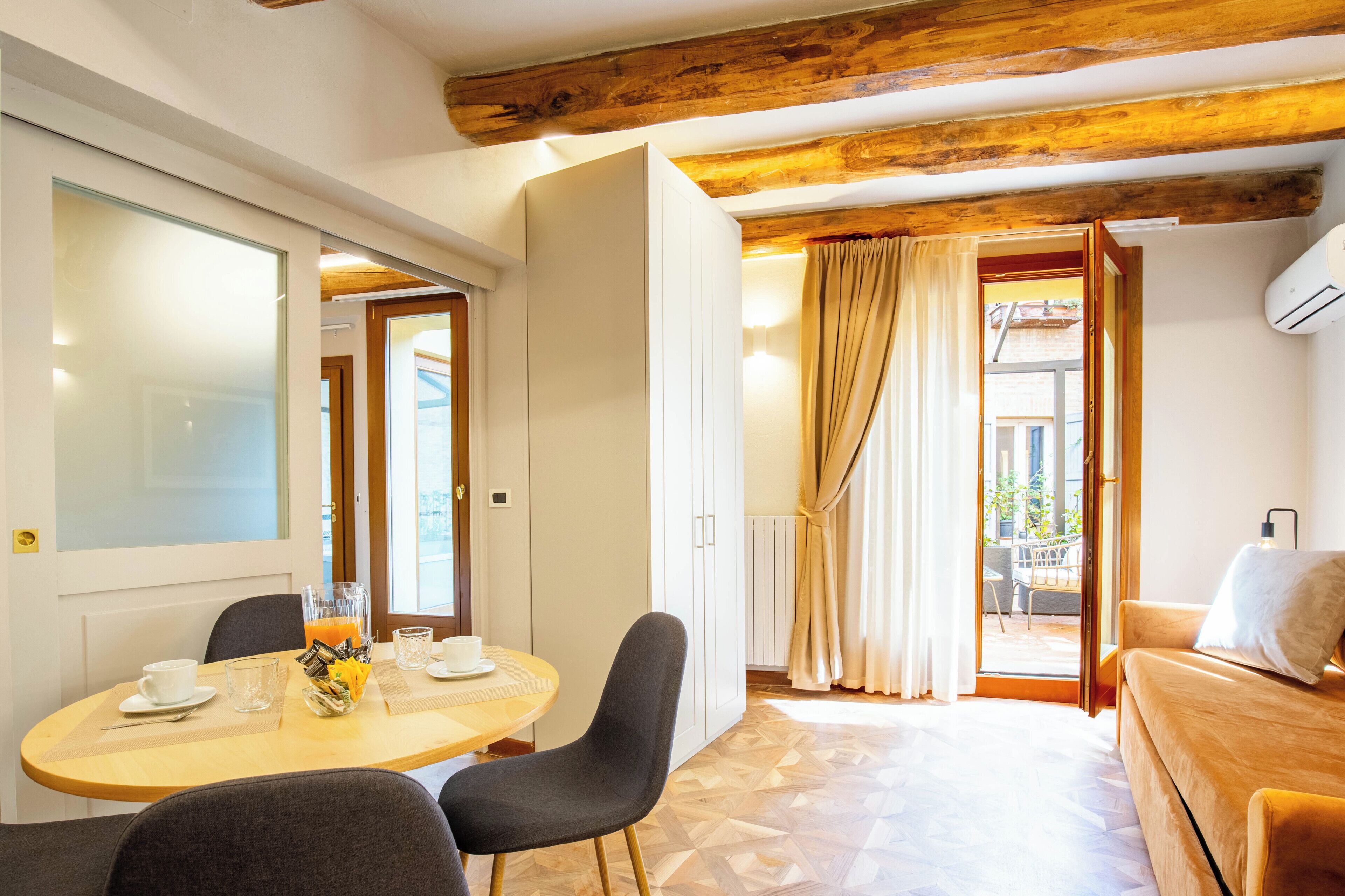 Luxury Apartment, 1 Bedroom, Terrace | Living area