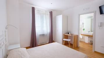 In-room safe, desk, blackout drapes, free WiFi