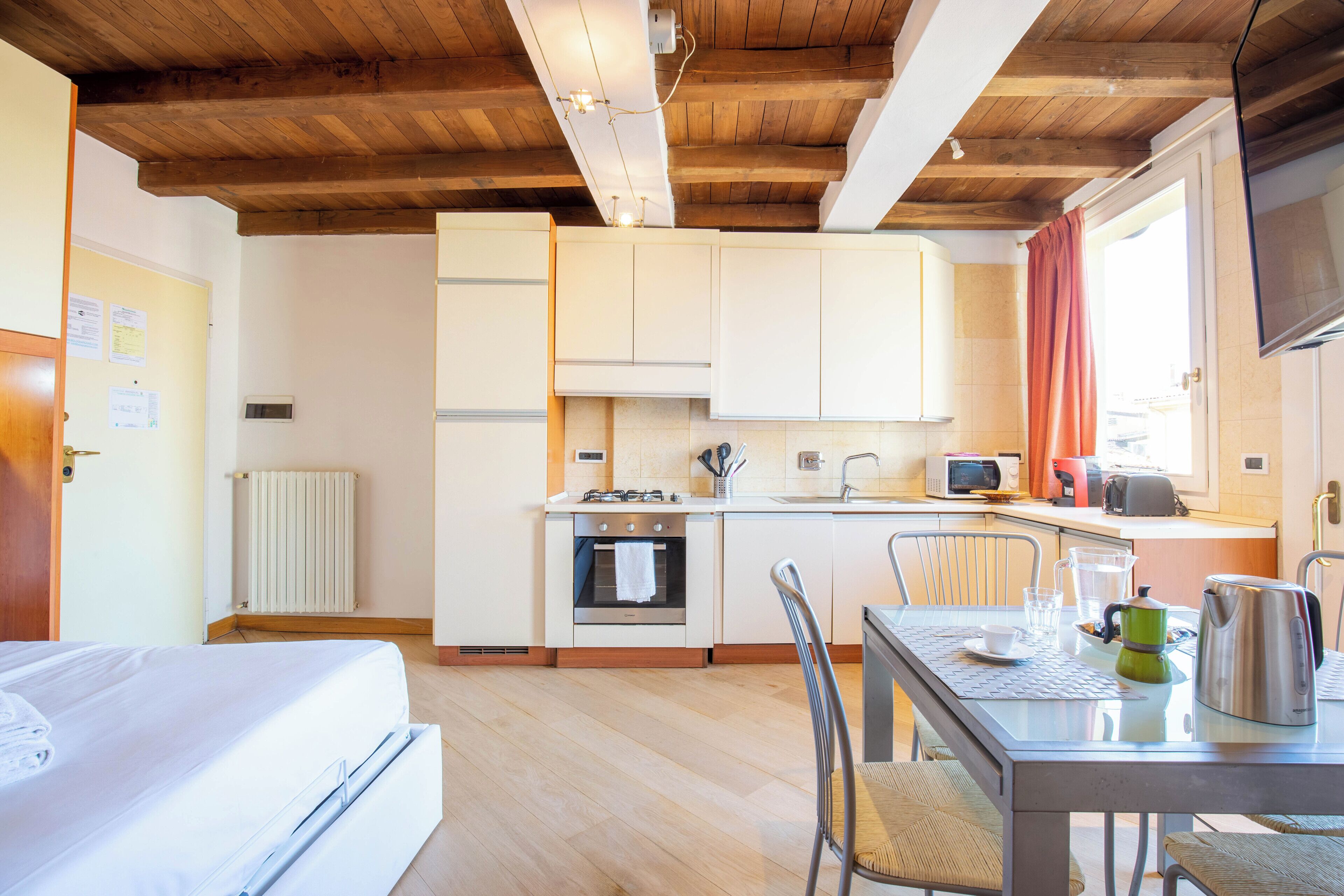 Apartamento panorâmico, terraço, vista para a cidade | Roupas de cama premium, individualmente decorados