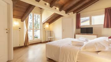 Appartement Luxe, balcon, vue ville (Attic)