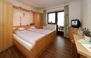 Double Room, Balcony