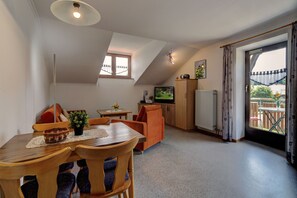 Apartment (Type B) | Wohnbereich