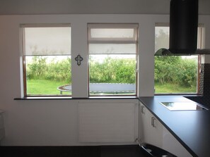 Studio | Garden view - Ártún Apartment - In Hofn (Höfn)
