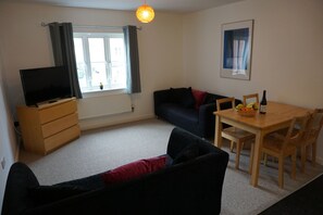 Apartemen, Beberapa Tempat Tidur, Bebas Asap Rokok | Area keluarga | TV layar datar