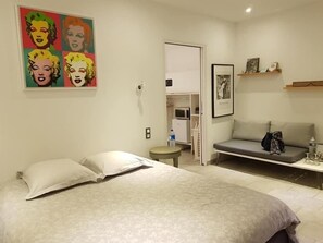 Literie de qualité, décor unique, ameublement unique