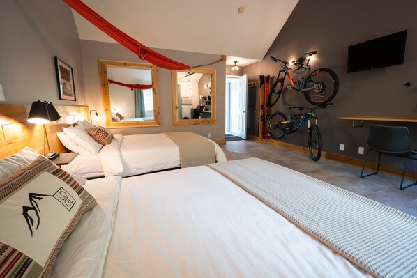 1 bedroom, desk, laptop workspace, blackout curtains