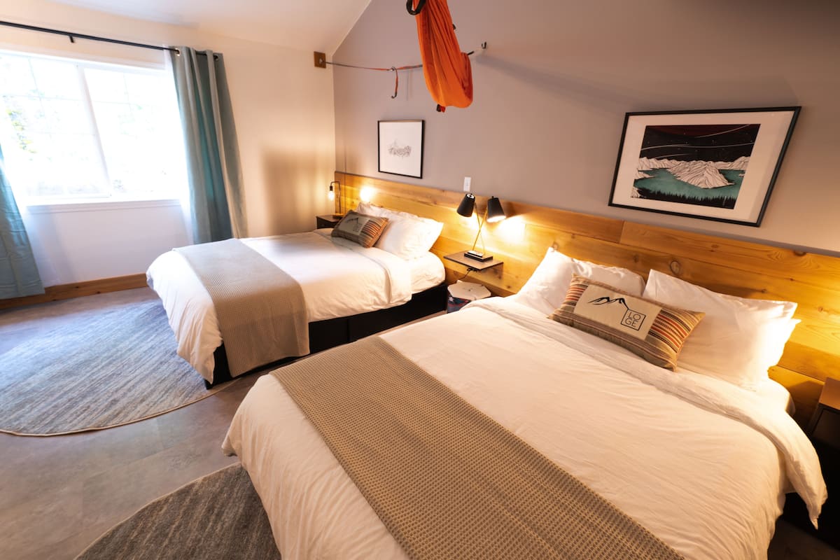 1 bedroom, desk, laptop workspace, blackout curtains