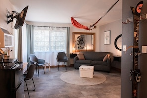 Chambre Familiale | 1 chambre, bureau, espace de travail pour ordinateur portable