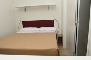 이코노미 이동 주택 (Gamma) | 무료 WiFi, 침대 시트