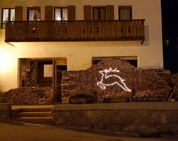 Front of property - evening/night