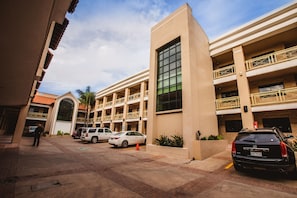 Ngoại thất