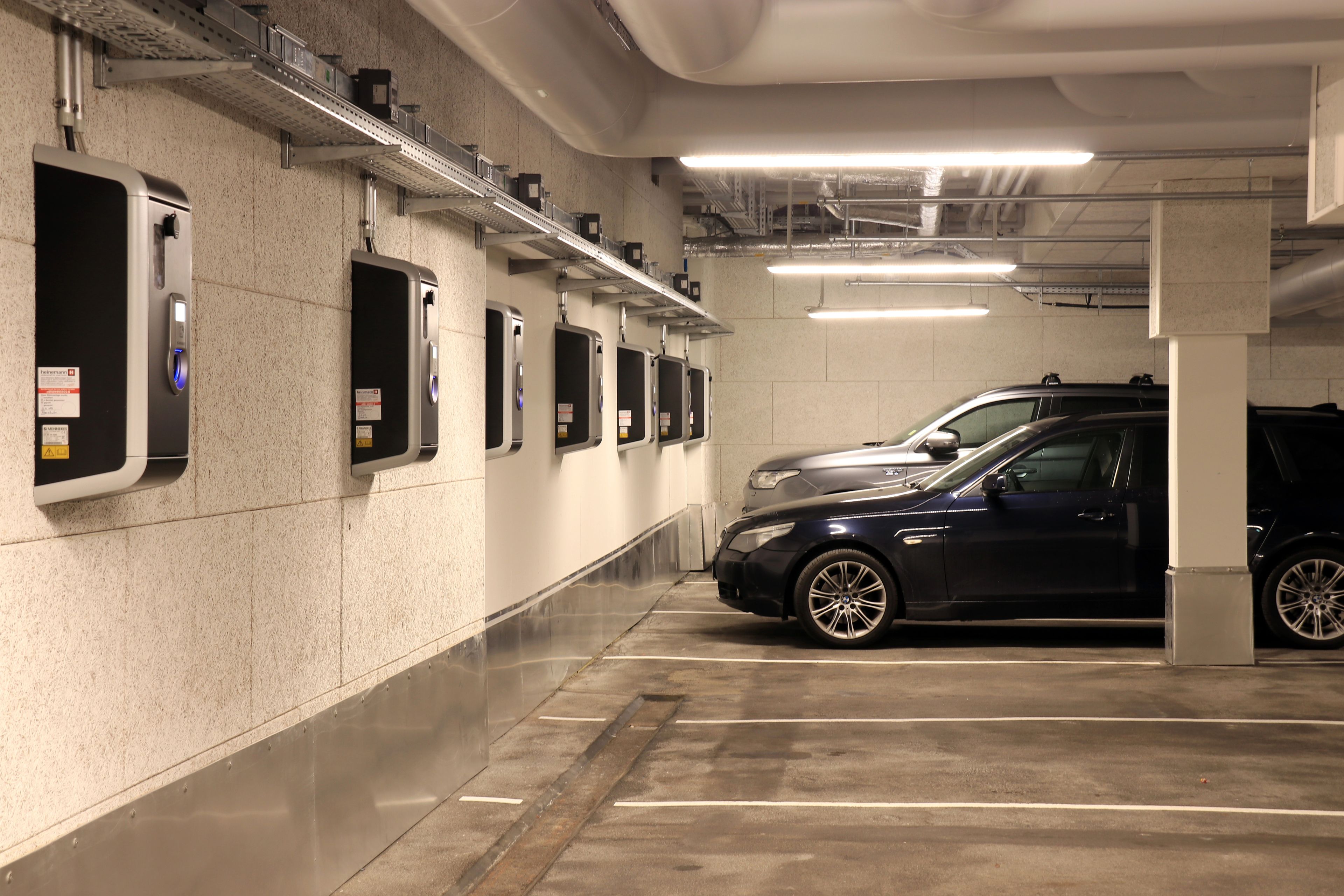 self-parking (surcharge) 20 per day