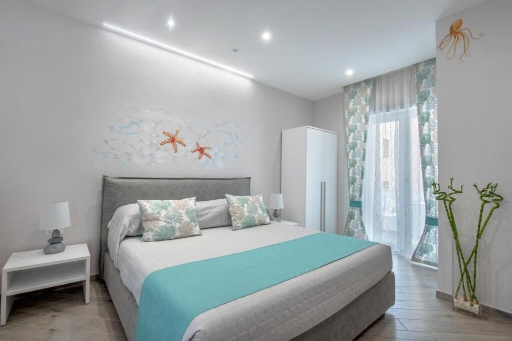 Minibar, in-room safe, desk, soundproofing