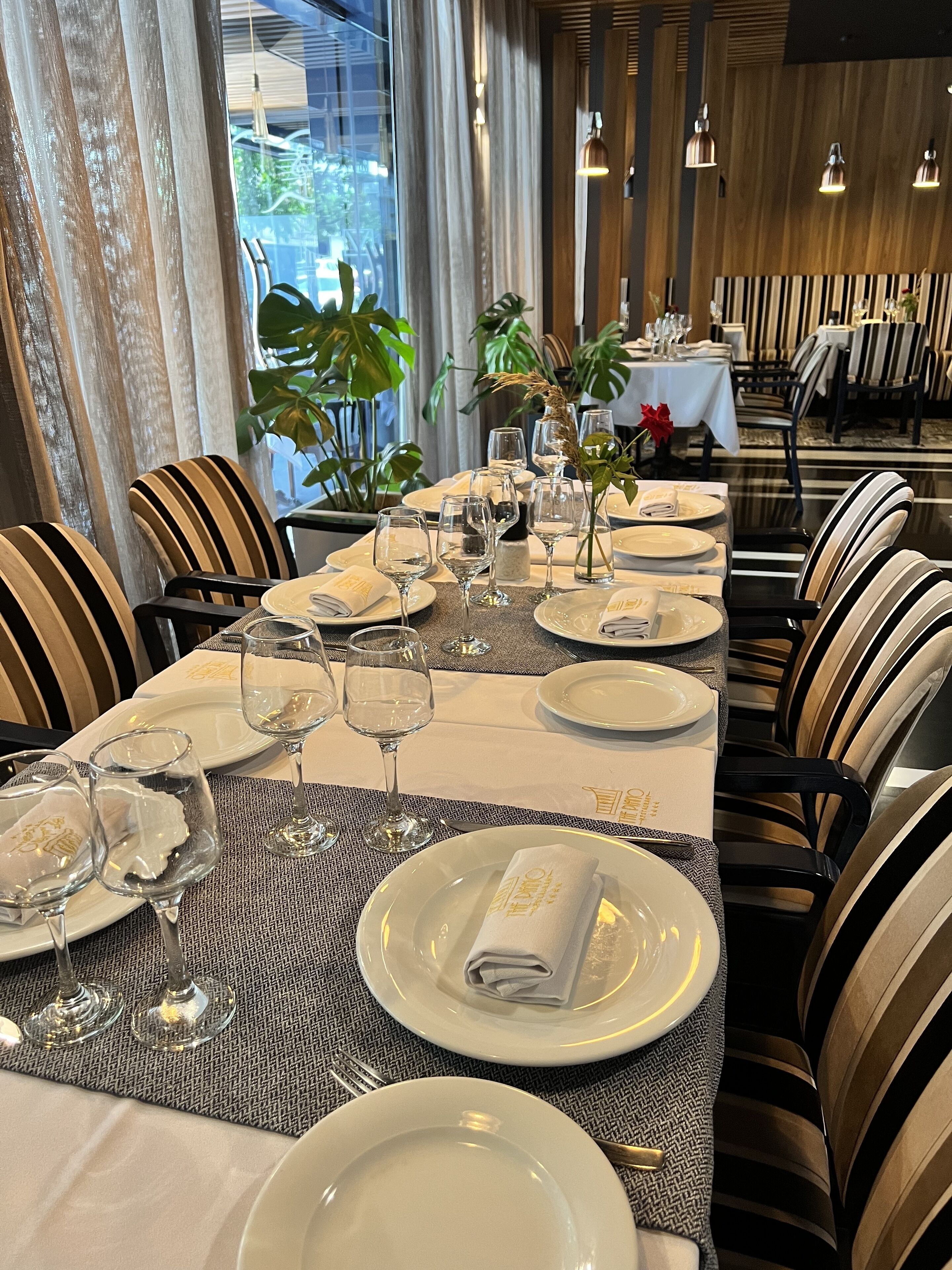 breakfast, lunch, dinner served; local and international cuisine