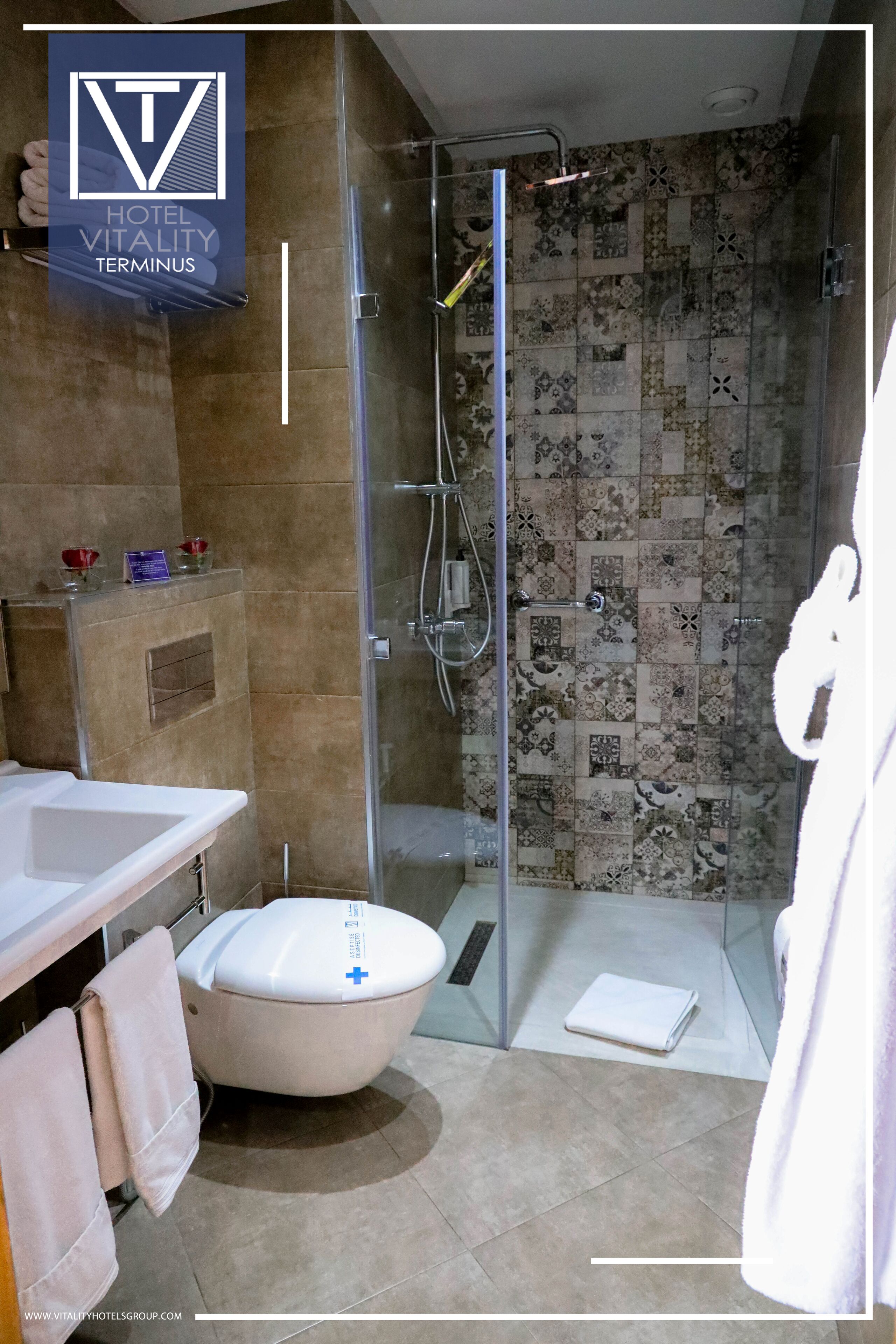 shower, deep-soaking bathtub, free toiletries, hair dryer