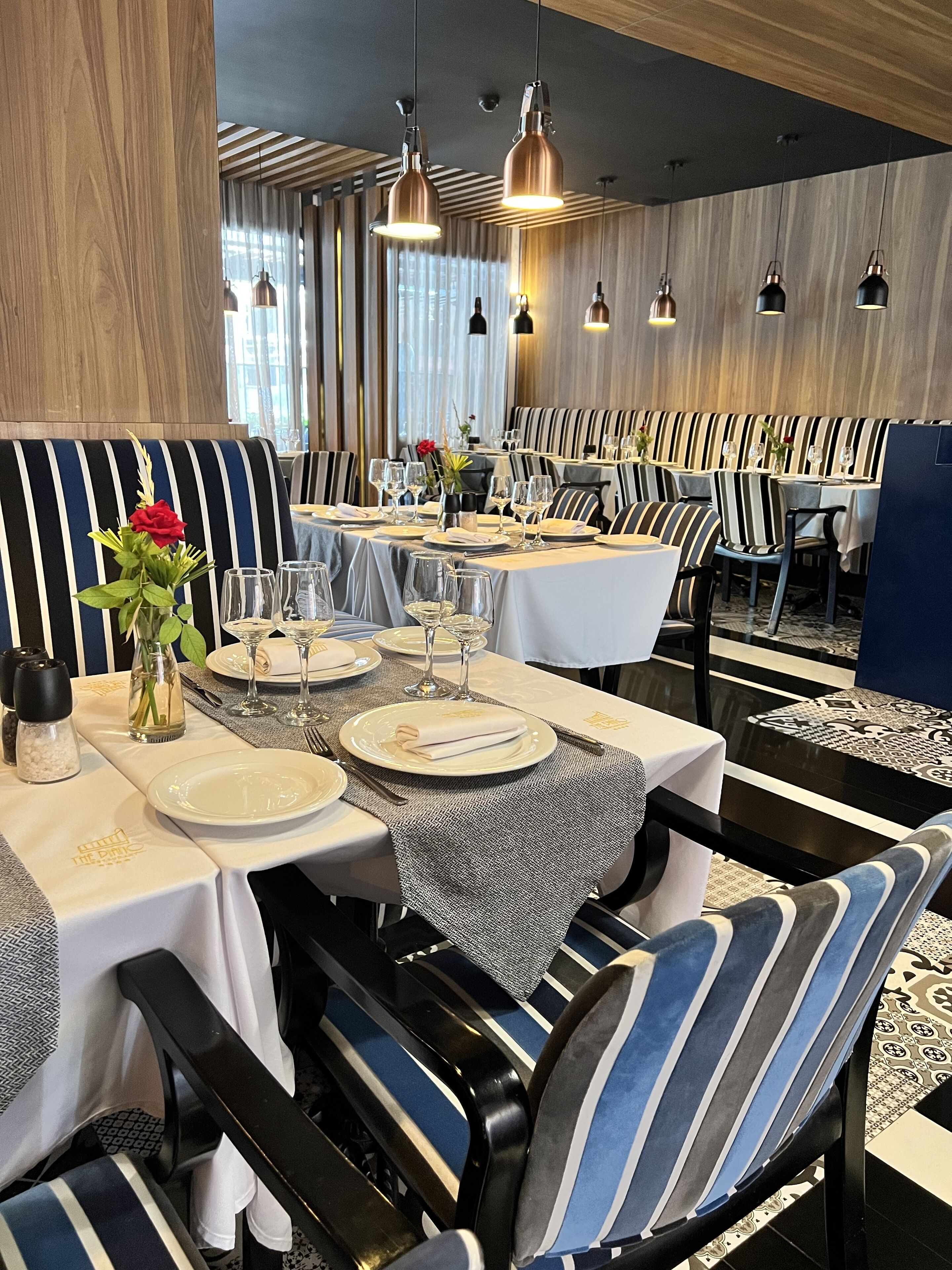 daily buffet breakfast (eur 10 per person)