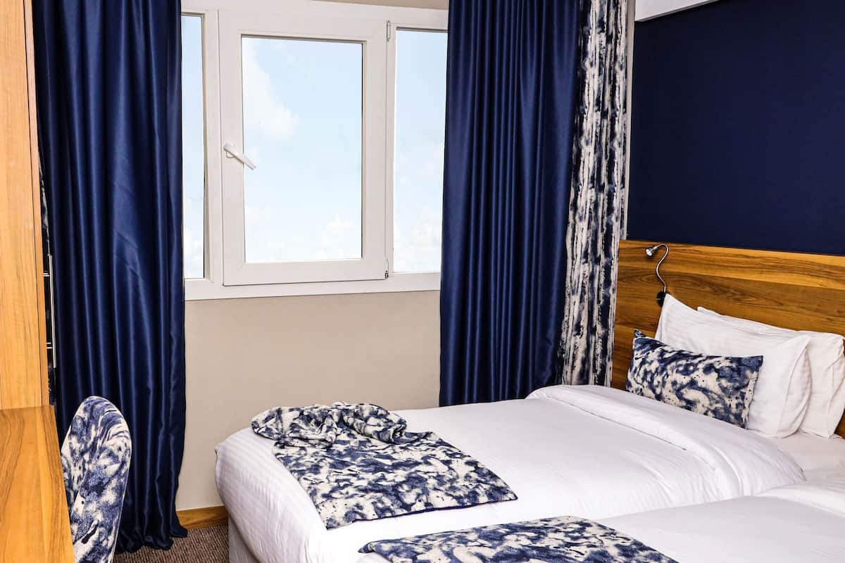 double room | 1 bedroom, egyptian cotton sheets, premium bedding, pillow-top beds