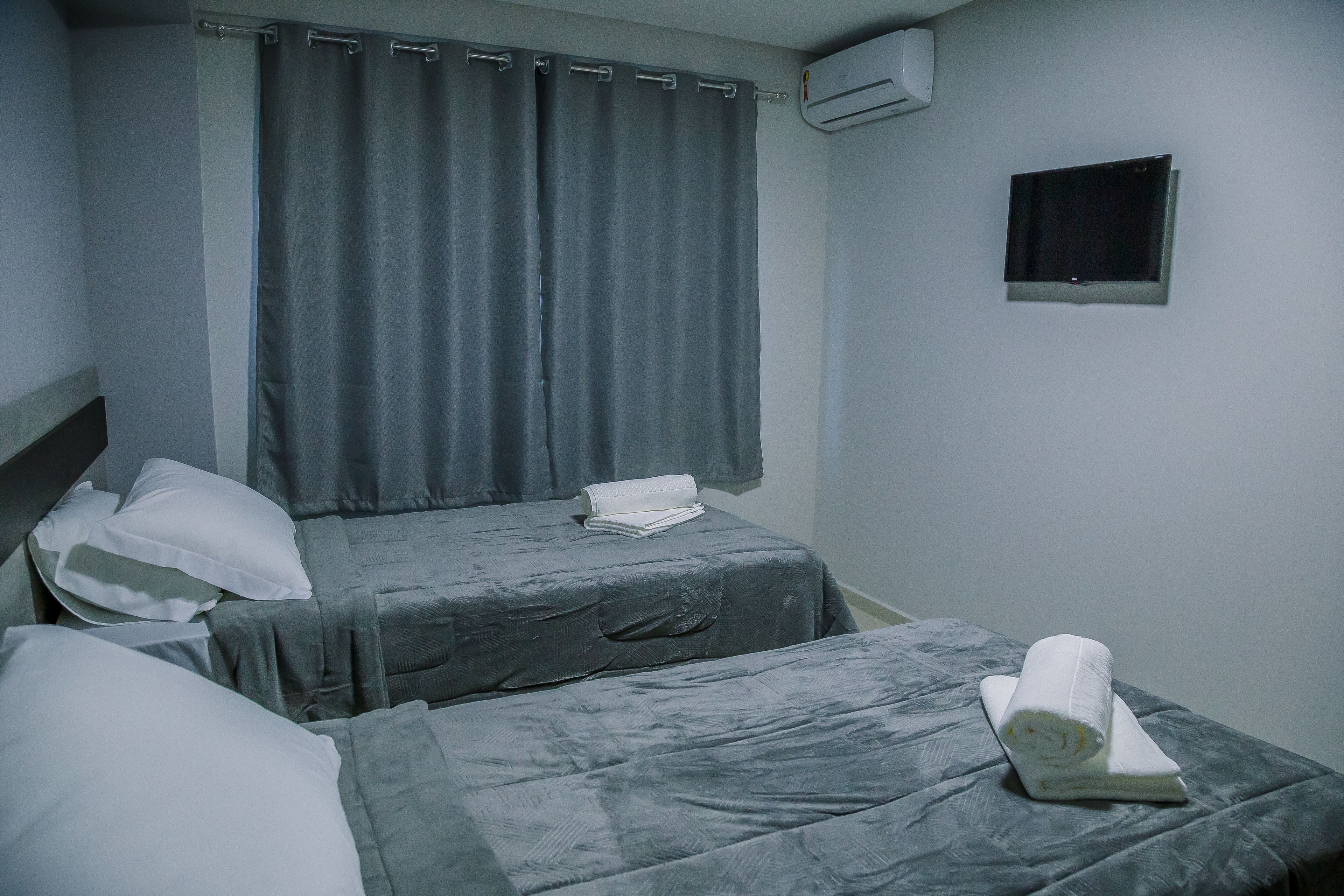 executive room, 1 queen bed | minibar, in-room safe, blackout curtains, soundproofing