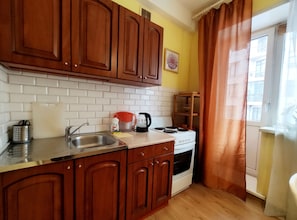 1 bedroom, desk, iron/ironing board, free WiFi