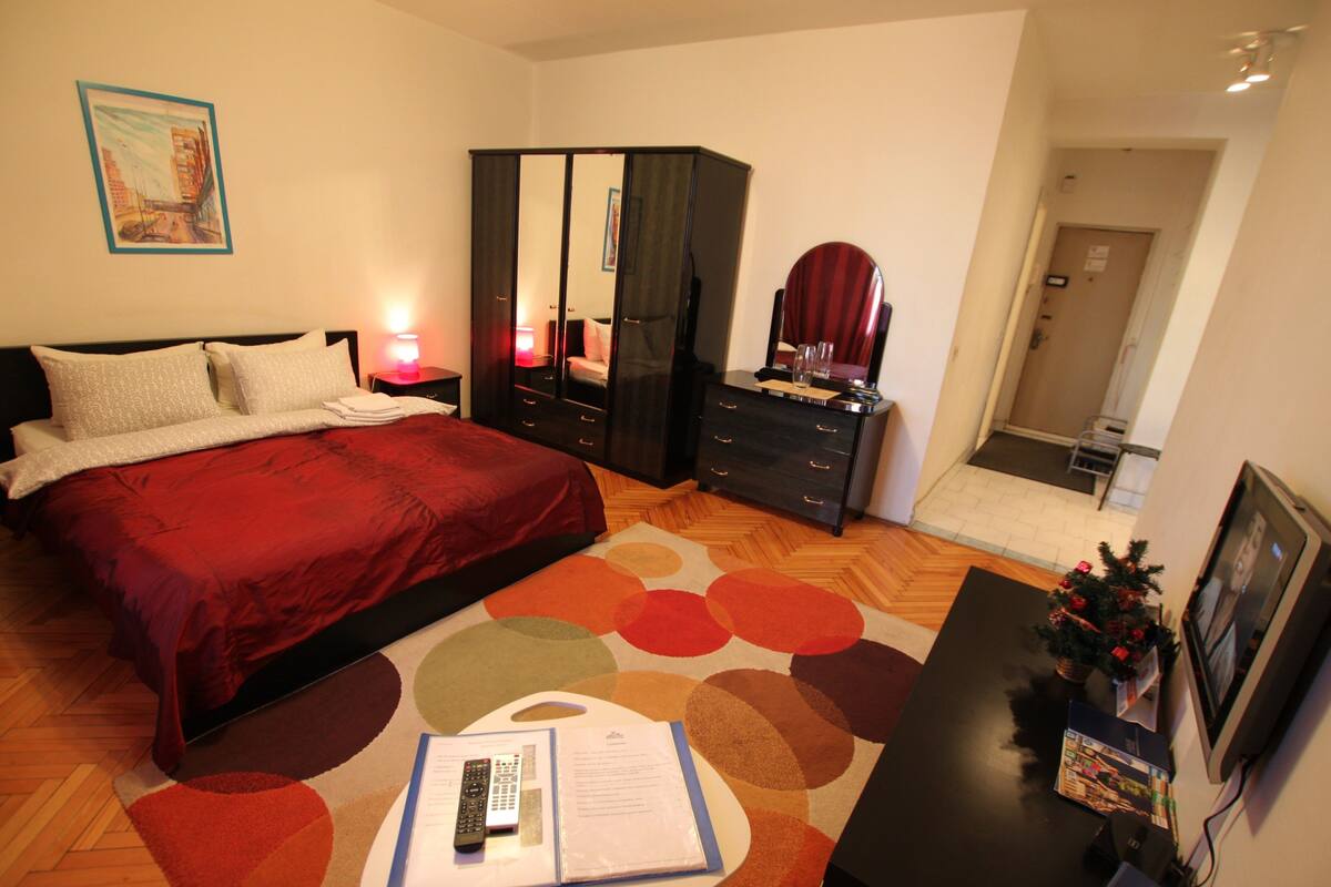 Desk, iron/ironing board, free cots/infant beds, free WiFi