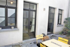Apartment, 1 Queen Bed with Sofa bed, Non Smoking | 1 bedroom, free WiFi, bed sheets