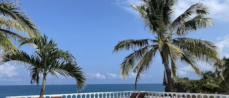 室外泳池
