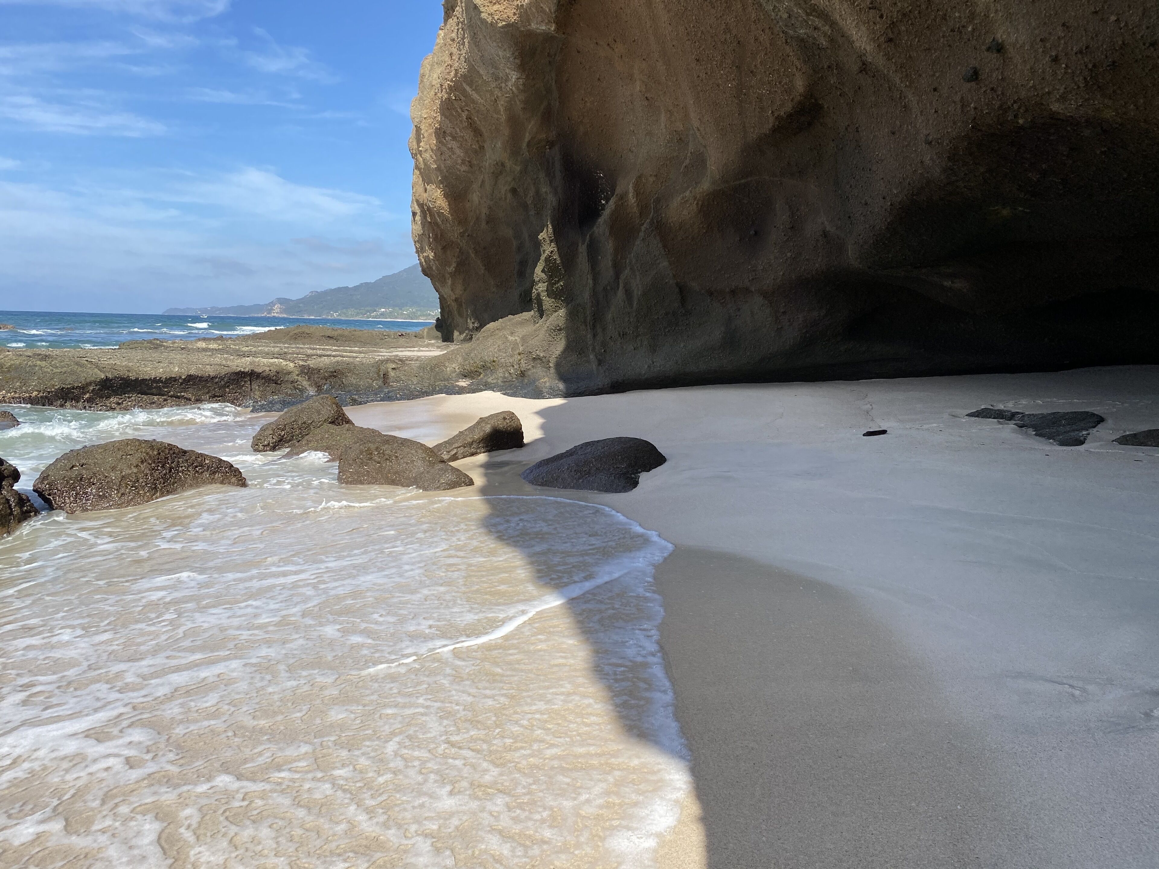 På stranden, liggestole, badehåndklæder