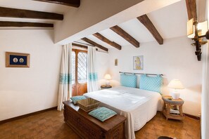 5 bedrooms, iron/ironing board, travel crib, free WiFi