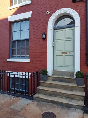 Exterior detail - The Spring Bank aparthotel (Preston)