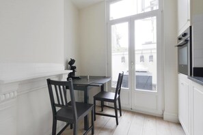 Apartment, 1 Queen Bed with Sofa bed, Non Smoking - Zurenbourg Charming 14 (Antwerp)