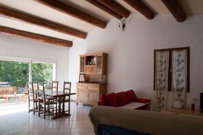 TV, DVD player, table tennis, offices