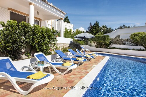 Buganvilia - Lovely 3 bedroom villa in Guia