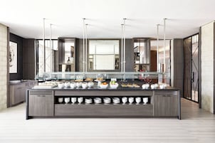 Daily buffet breakfast for a fee