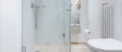 Hair dryer, towels