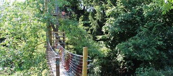 Ideal for 2 families (7-8 p.) Quiet, tree house, forest. 15% extra/week.