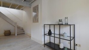 Apartment, Non Smoking | 1 bedroom, WiFi (free), bed sheets - Saint Pauls Suite 17 (Antwerp)