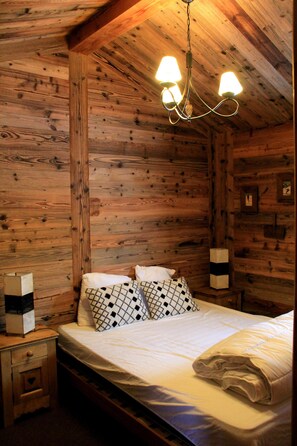 6 sovrum, strykjärn/strykbräda, gratis wi-fi och sängkläder