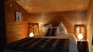 6 slaapkamers, een strijkplank/strijkijzer, gratis wifi, beddengoed