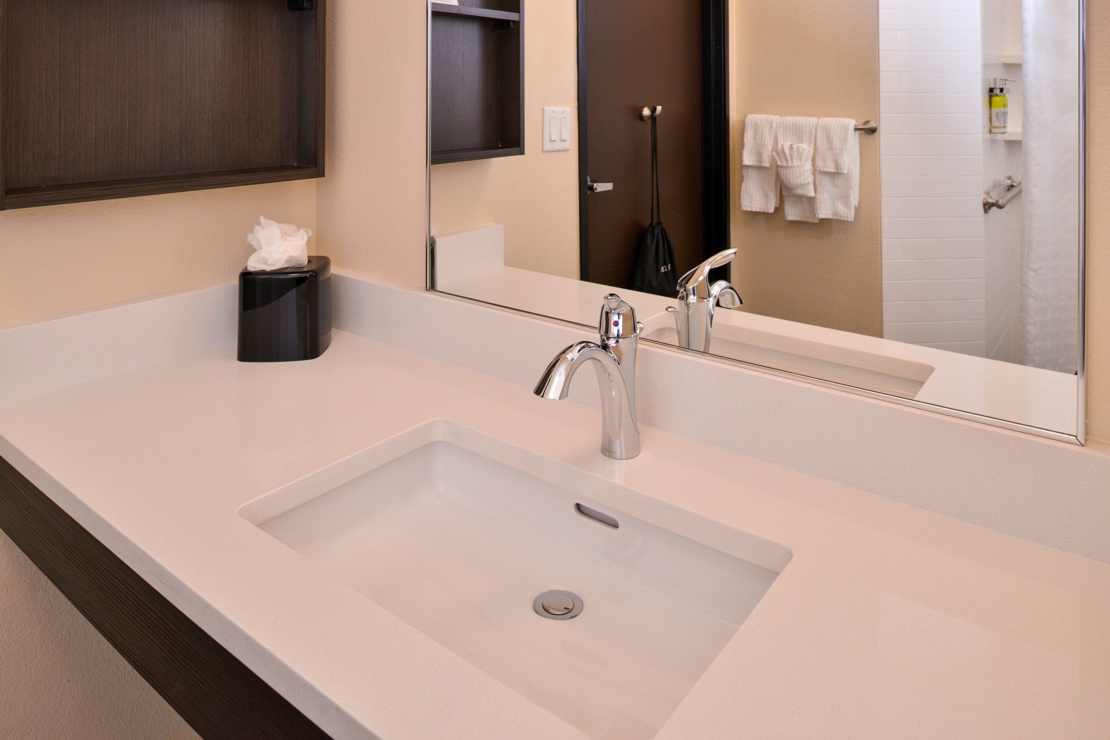 1 bedroom, premium bedding, desk, blackout curtains