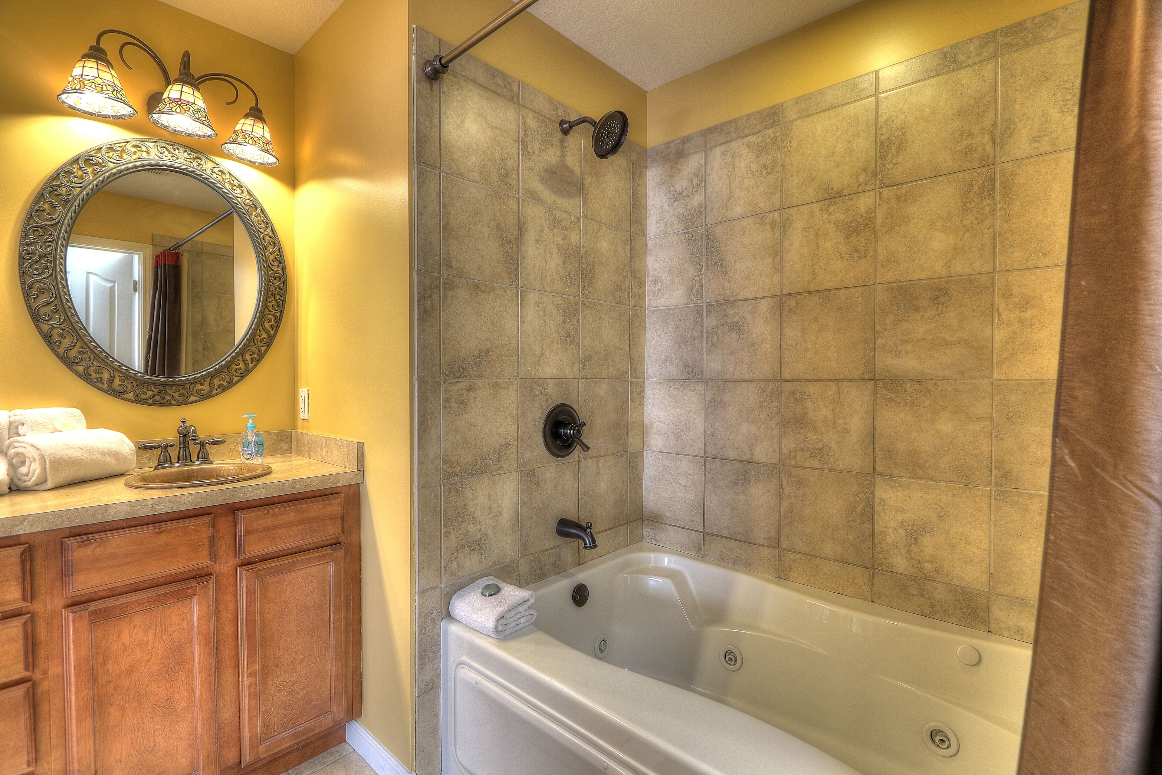 Jetted tub, towels, toilet paper
