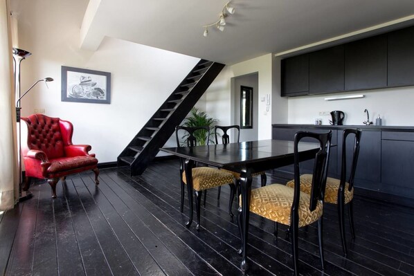 Apartment, 2 Queen Beds, Non Smoking